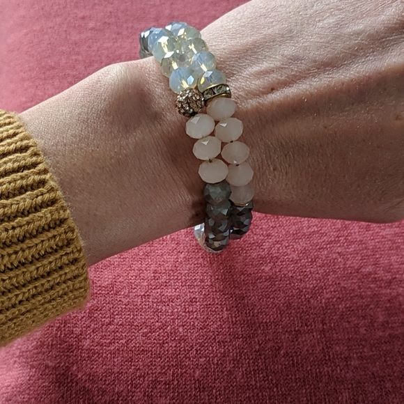 Wrapped beaded bracelet - Picture 2 of 2